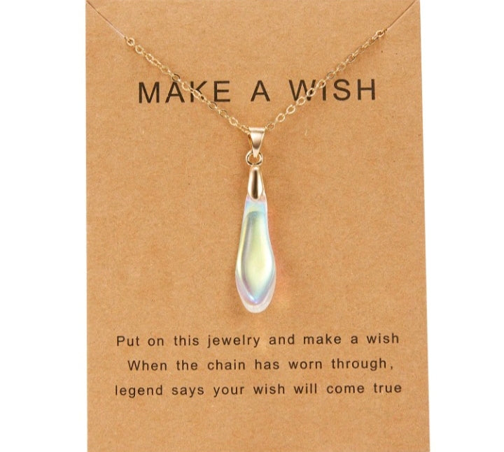 LADIES DROP SHAPED PENDANT NECKLACE