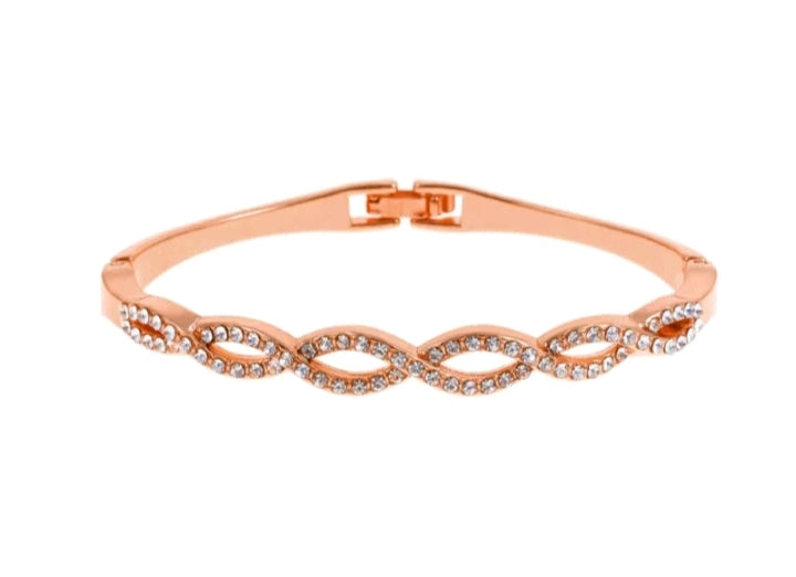 LADIES DIAMOND HOLLOW CROSS BRACELET