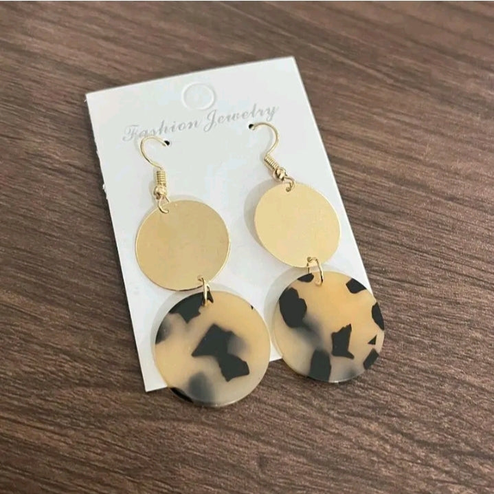 LADIES ROUND DANGLE EARRINGS