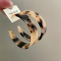 LADIES AUTUMN WINTER LEOPARD C-SHAPED  EARRINGS