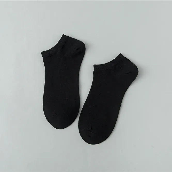 MEN'S BREATHABLE DISPOSABLE SOCKS