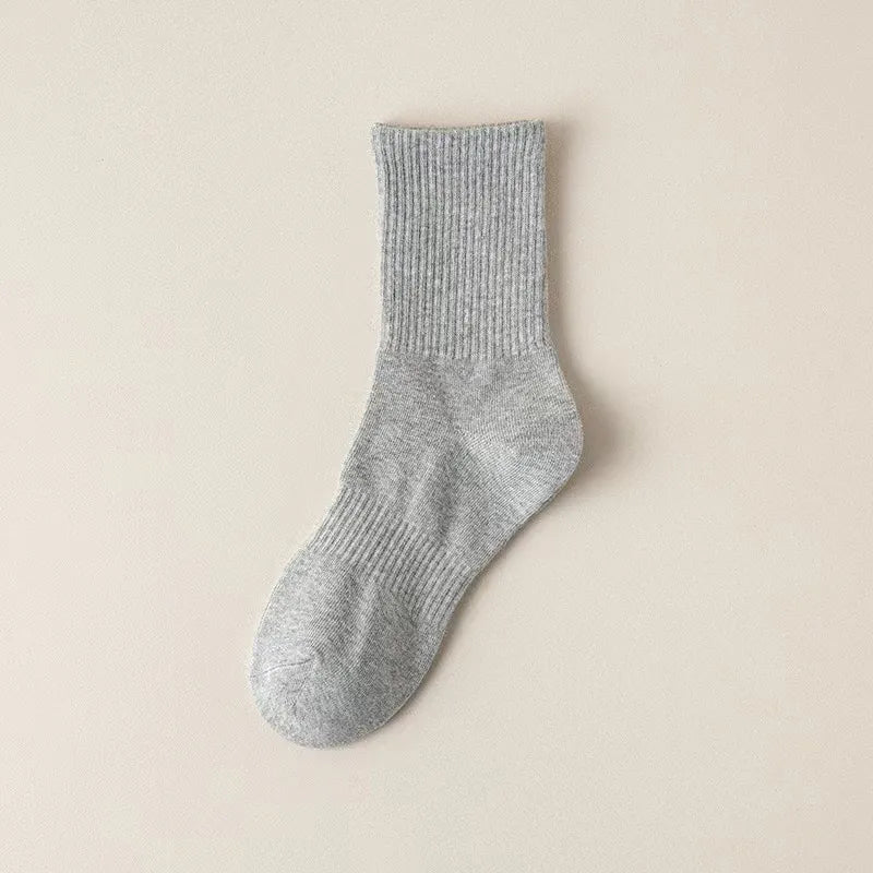 MEN'S FASHION SIMPLE SWEAT-ABSORBENT DEODORANT SOCKS