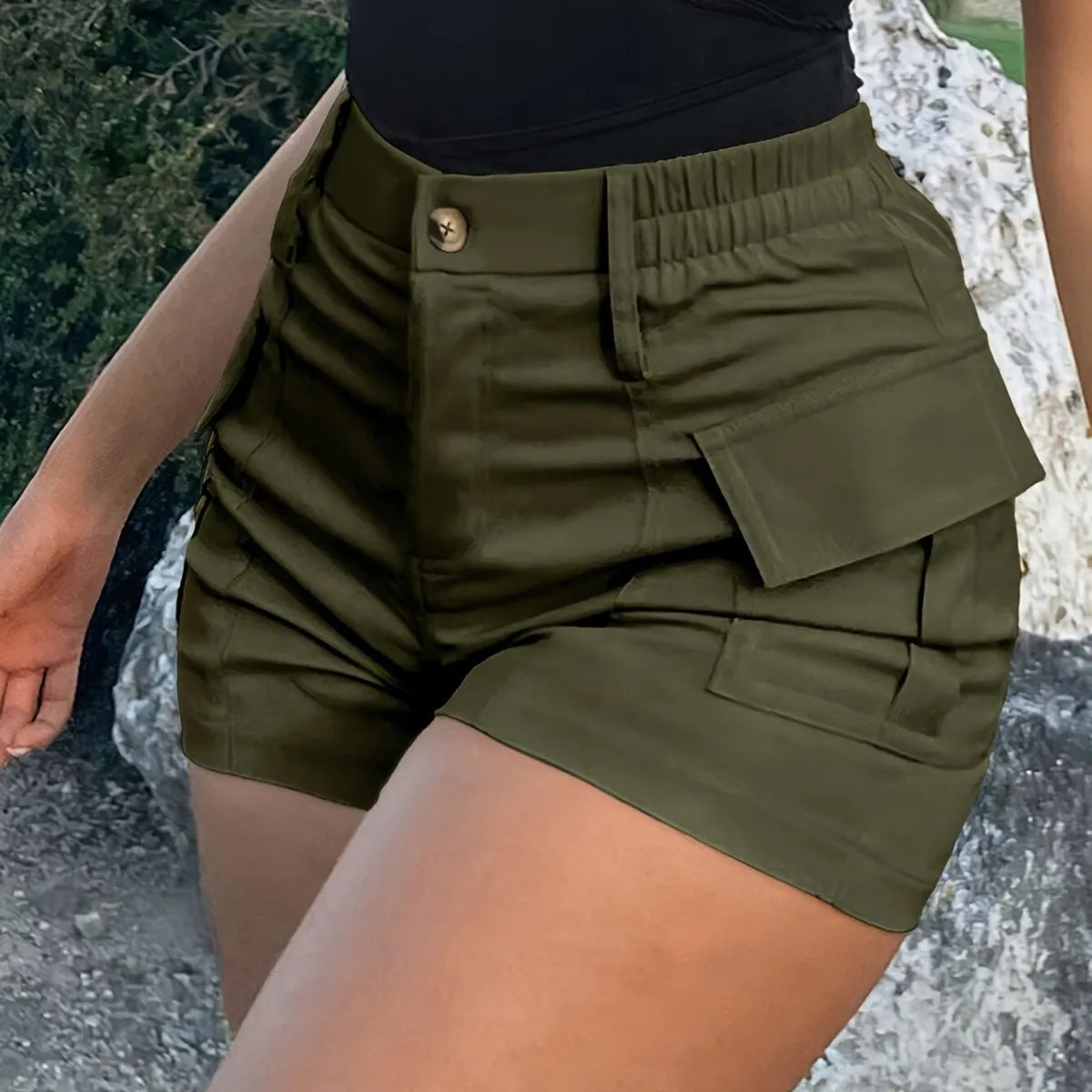 LADIES SOLID HIGH WAIST BUTTON POCKET SHORTS