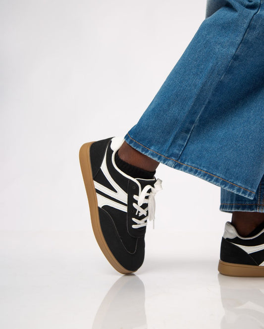 LADIES RETRO LACE-UP SNEAKERS