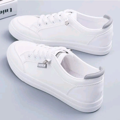 LADIES LEATHER LACE-UP SNEAKERS