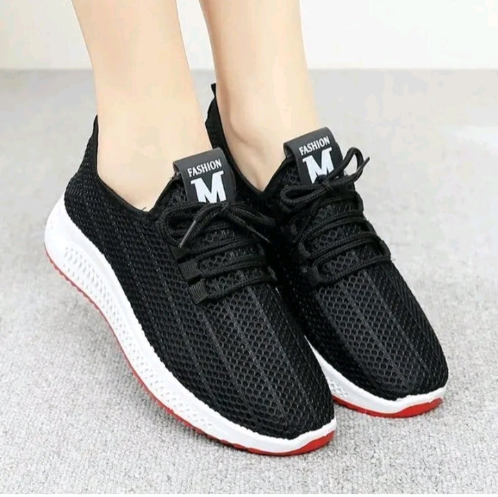 GIRL'S MESH SNEAKERS