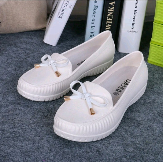 LADIES TOE BOW SLIP ON LOAFERS