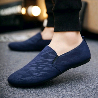 MEN’S CASUAL CANVAS LOAFERS