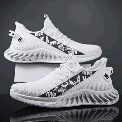 MEN’S CASUAL SPORTS SNEAKERS