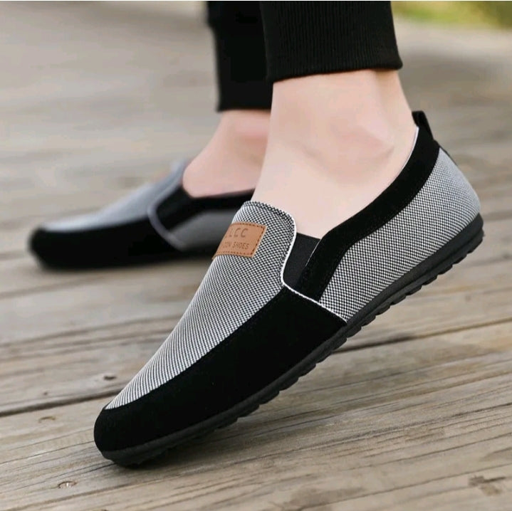 MEN'S CASUAL CANVAS SHOES