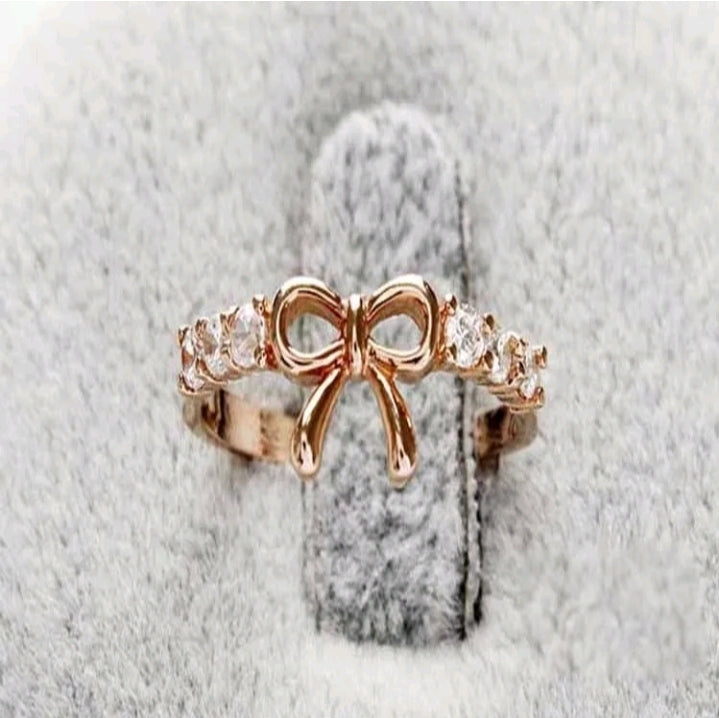 LADIES DIAMOND BOW KNOT RING