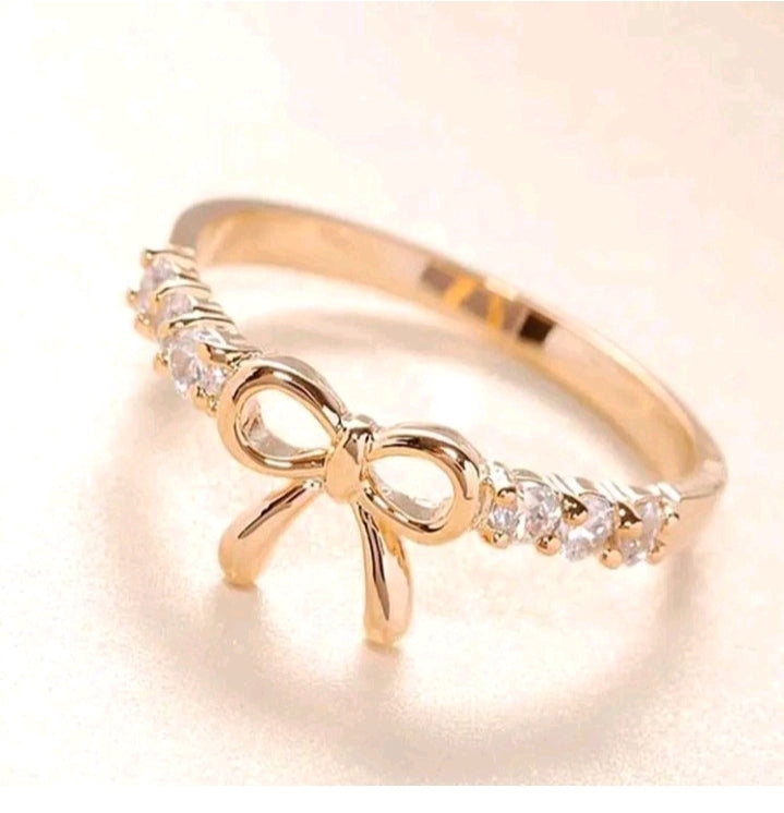 LADIES DIAMOND BOW KNOT RING