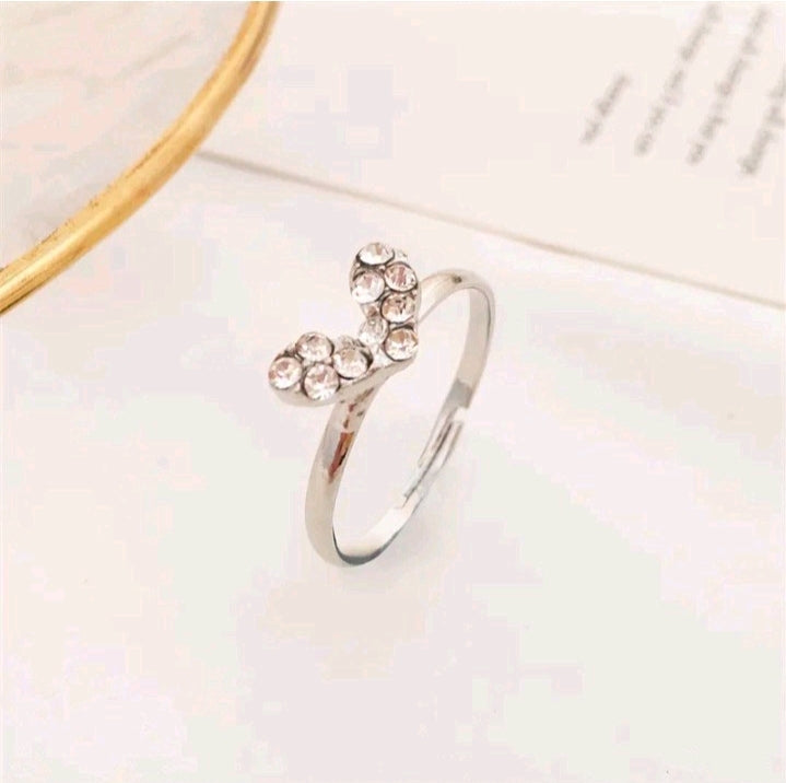 LADIES HEART METAL RINGS