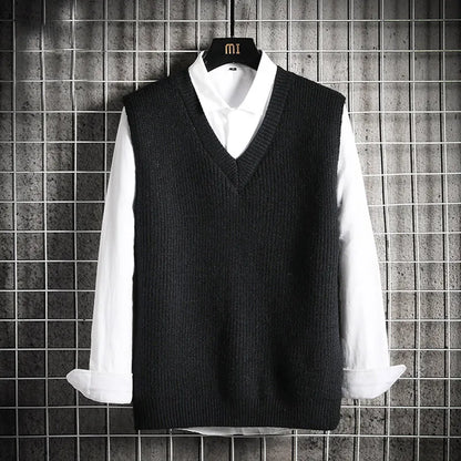 MEN'S V NECK SOLID COLOR KNITTED VEST