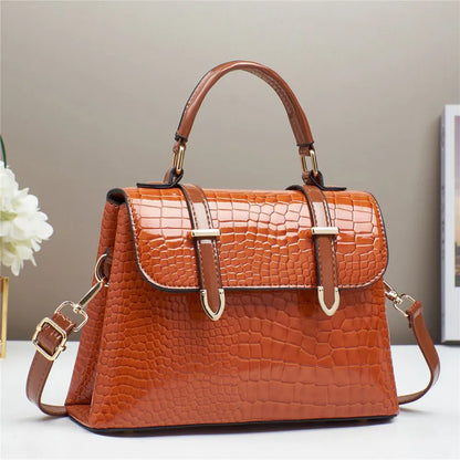 LADIES LEATHER HANDBAG