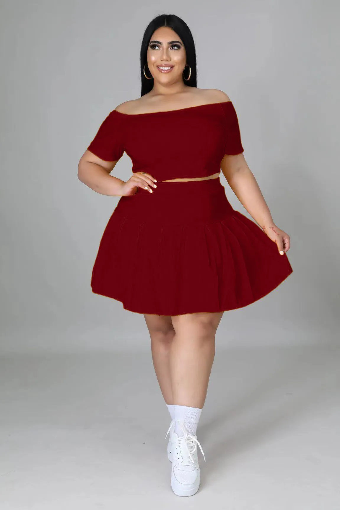 LADIES OFF SHOULDER SHORT-SLEEVED TOP PLEATED SKIRT 2PCS SET