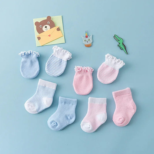 UNISEX NEWBORN STRIPES SOCKS  GLOVES SET