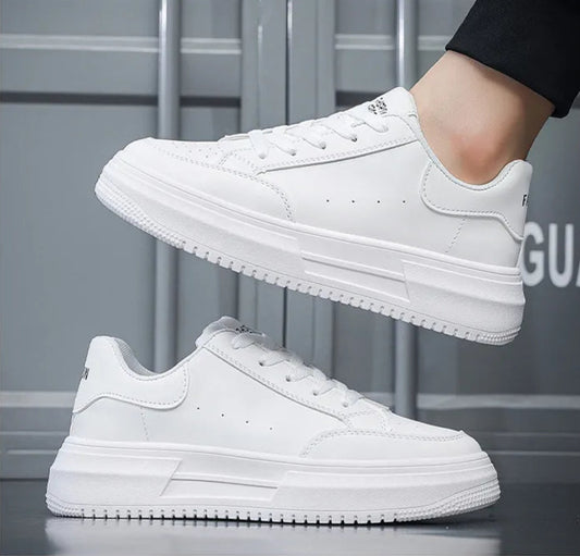 MEN'S  VERSATILE SNEAKERS